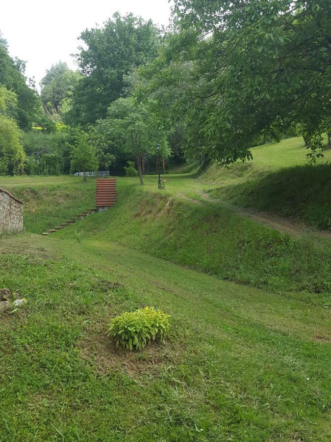 La Casa Della Quercia Guest House Lorenzana Eksteriør bilde